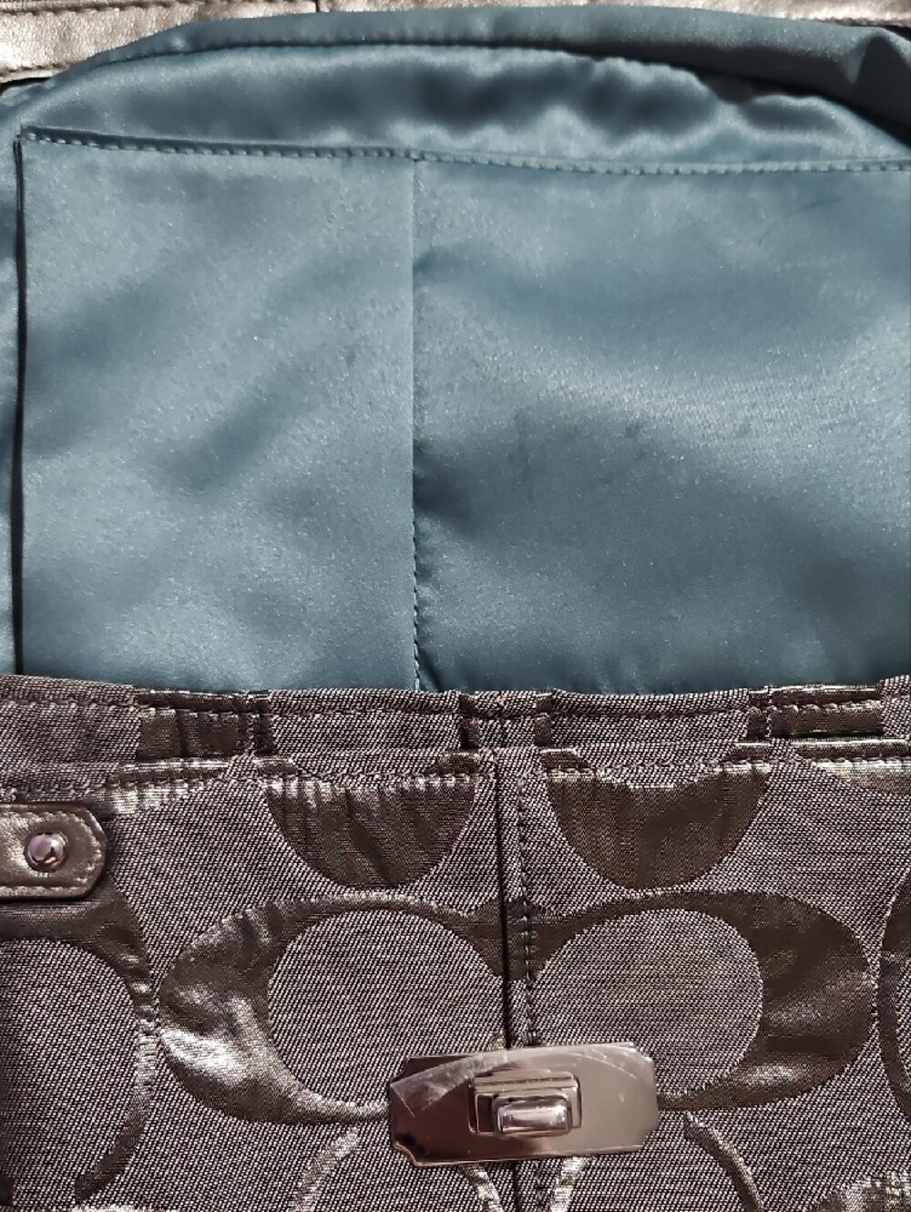 Chain-Handle Shoulder Bag in Metallic Gray - Picture 8 of 14